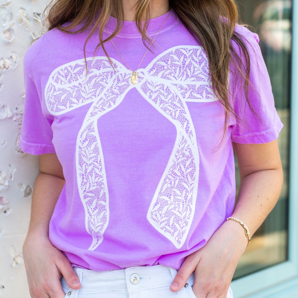 Bow 'Lace It Up' T-Shirt - United Monograms