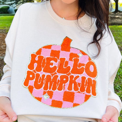 'Hello Pumpkin' Letter Patch Crewneck Sweatshirt - United Monograms