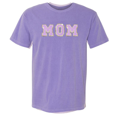 Mama/Mom Letter Patch Comfort Colors T-Shirt - United Monograms