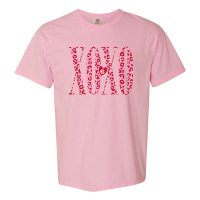 Monogrammed 'Leopard XOXO' T-Shirt - United Monograms