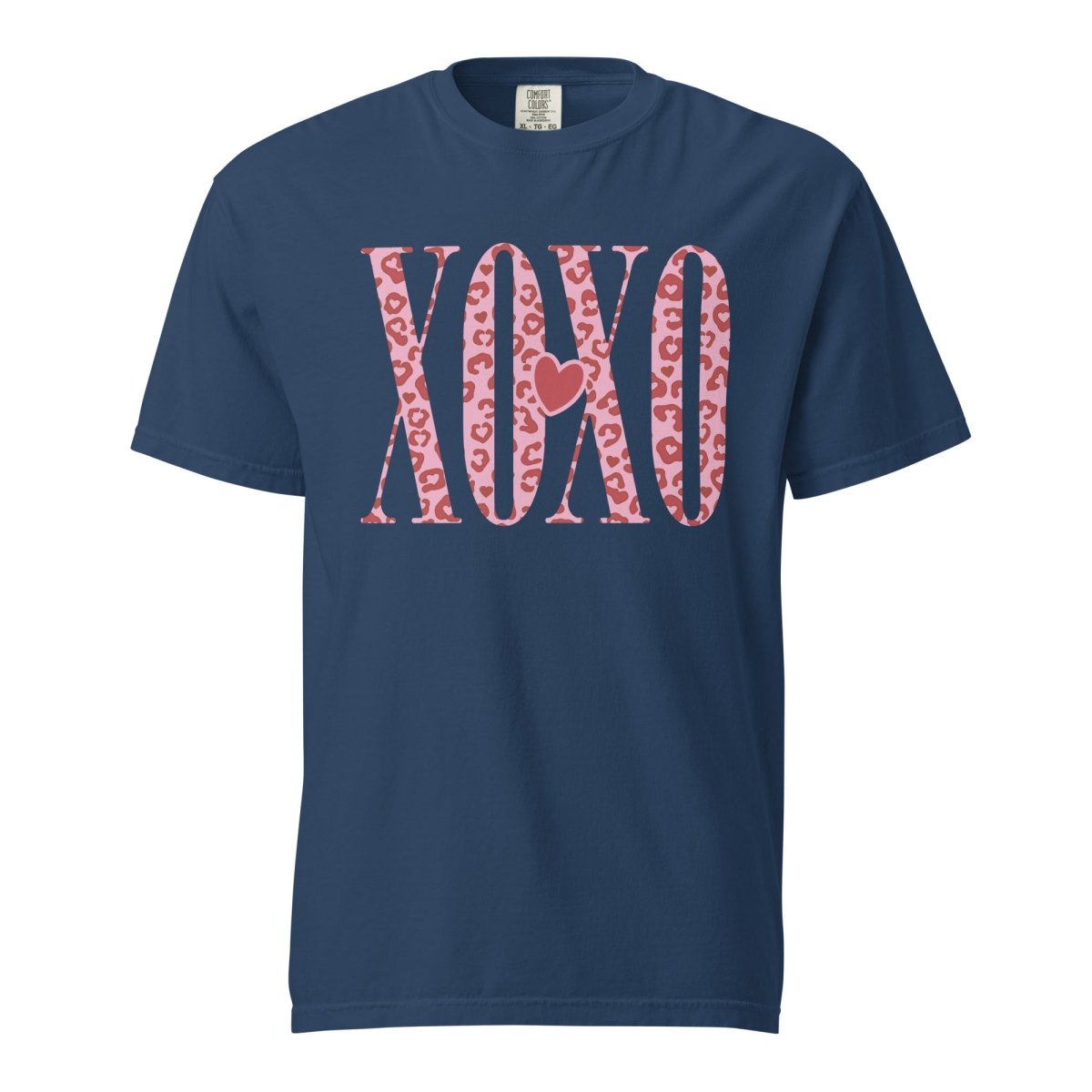 Monogrammed 'Leopard XOXO' T-Shirt - United Monograms