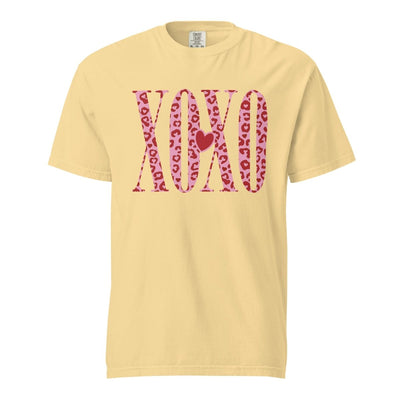 Monogrammed 'Leopard XOXO' T-Shirt - United Monograms