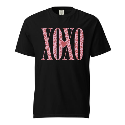 Monogrammed 'Leopard XOXO' T-Shirt - United Monograms