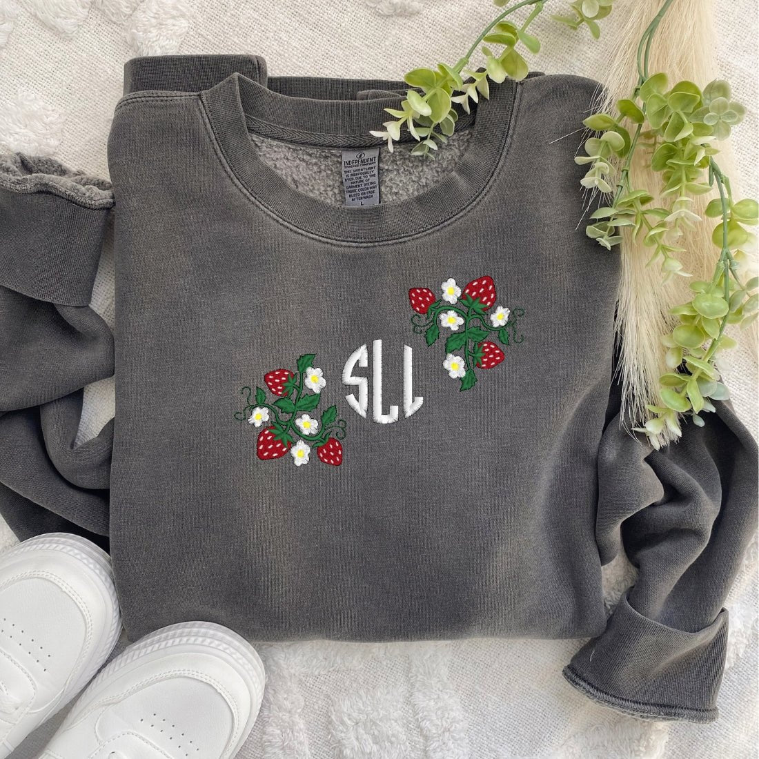 Monogrammed 'Strawberry Fields' Cozy Crew - United Monograms